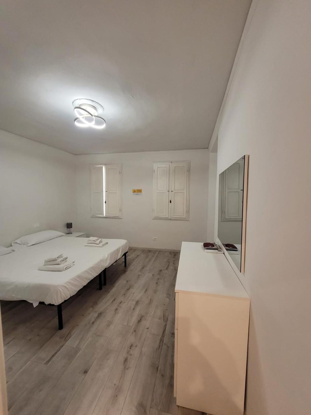 Apartment Spacious & Trendy 2br *